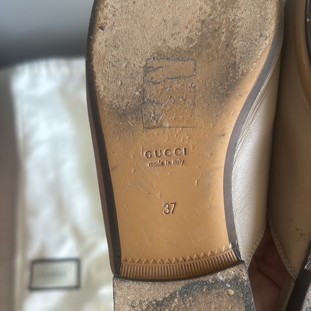 Gucci Tan Mules with Gold Hardware - Picture 5 of 8